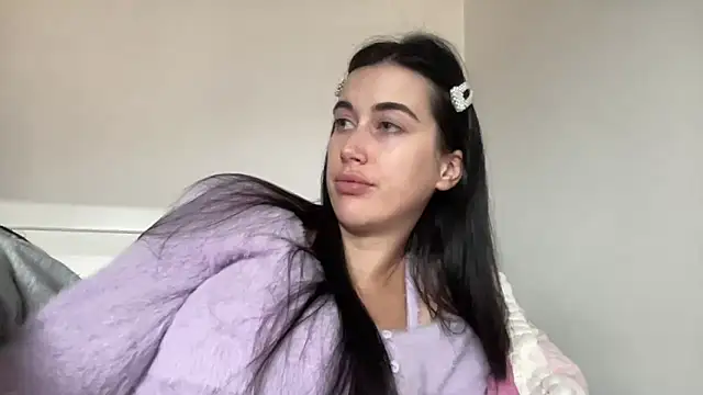 Snapshot of Talyo19 chatting on 11/07/25, 01:15 Talyo19 online show from 11/07/25, 01:15