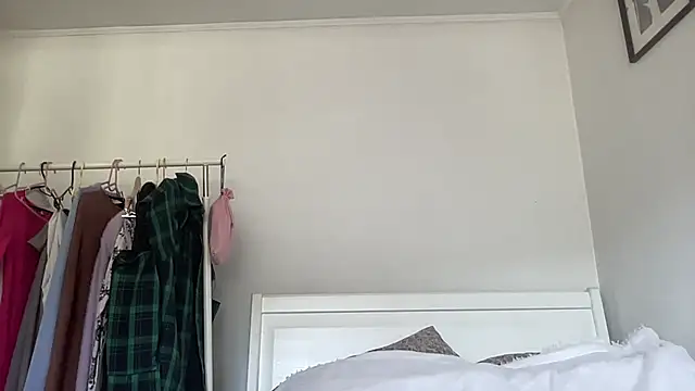 Snapshot of Talyo19 chatting on 09/21/25, 09:47 Talyo19 online show from 09/21/25, 09:47