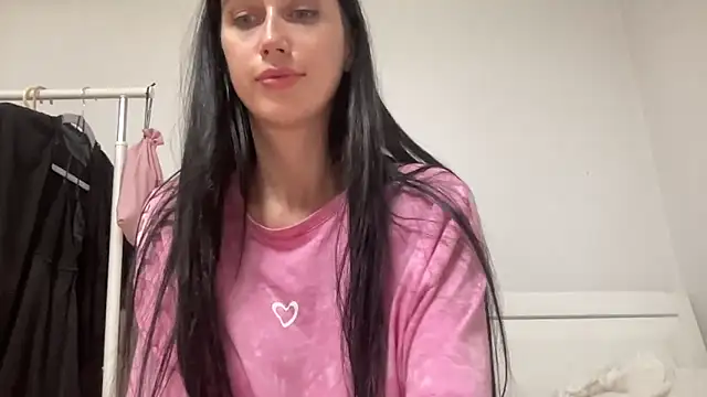 Snapshot of Talyo19 chatting on 09/16/25, 04:52 Talyo19 online show from 09/16/25, 04:52