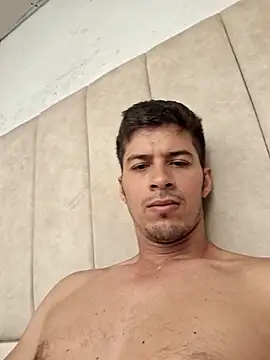 piterrr hot online show from 10/10/25, 12:39