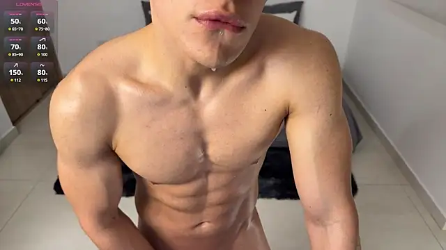 Snapshot of Maxx_Lancaster chatting on 04/02/26, 03:08 Maxx Lancaster online show from 04/02/26, 03:08