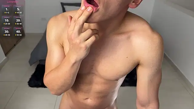 Snapshot of Maxx_Lancaster chatting on 02/24/26, 03:13 Maxx Lancaster online show from 02/24/26, 03:13