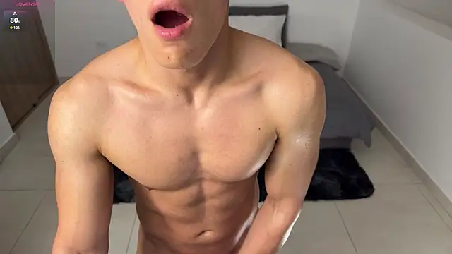 Snapshot of Maxx_Lancaster chatting on 02/04/26, 03:18 Maxx Lancaster online show from 02/04/26, 03:18