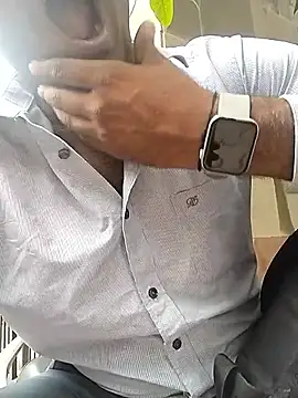 Dickdelhi online show from 10/06/25, 06:03