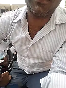 Dickdelhi online show from 09/15/25, 05:52