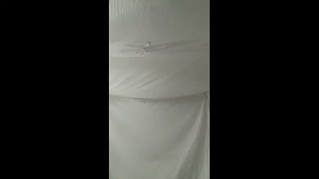 Snapshot of Wet_mamacita chatting on 05/14/26, 05:10 Wet mamacita online show from 05/14/26, 05:10