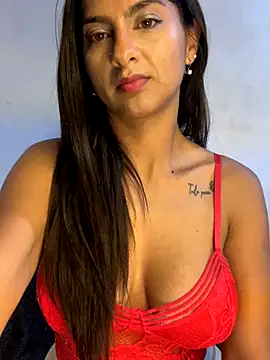 chicachocolate01 online show from 10/20/25, 04:36