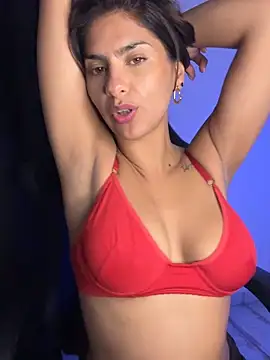 chicachocolate01 online show from 05/11/26, 08:50
