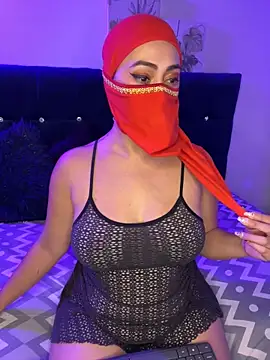 Aisha Malek online show from 11/28/25, 08:42