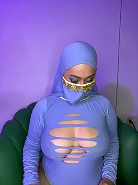 Aisha Malek online show from 11/04/25, 07:39