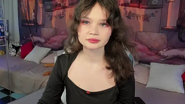 EmilyChaves online show from 11/13/25, 04:44