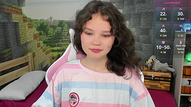 EmilyChaves online show from 09/10/25, 06:07