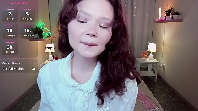 EmilyChaves online show from 05/31/26, 08:53