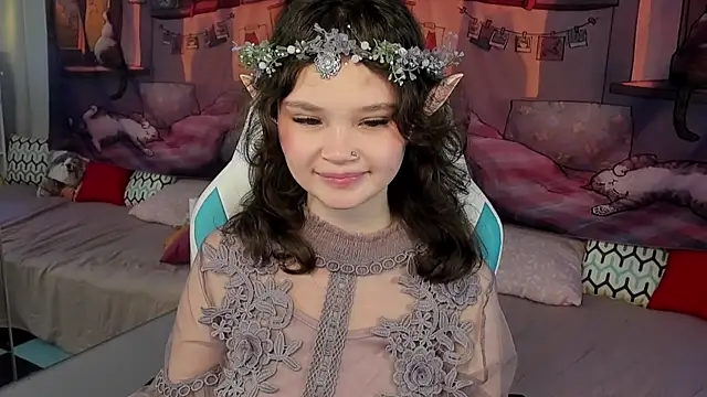 EmilyChaves online show from 10/30/25, 06:38