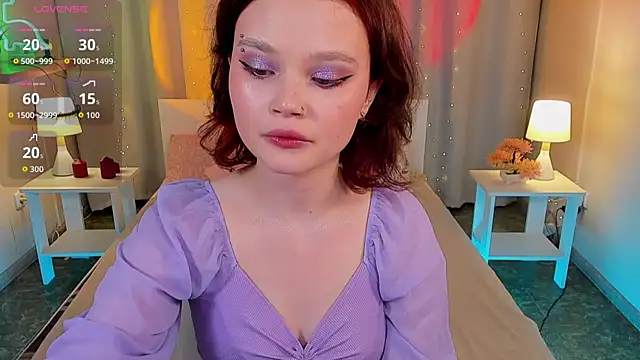 EmilyChaves online show from 06/26/26, 08:42