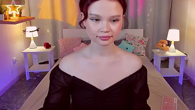 EmilyChaves online show from 07/15/26, 10:55