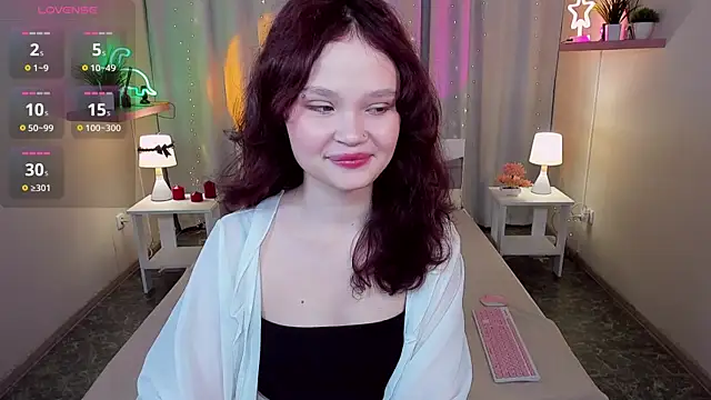EmilyChaves online show from 06/02/26, 06:57
