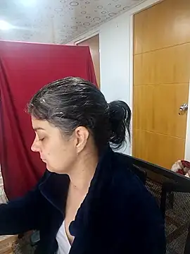 queemking online show from 01/10/26, 01:01