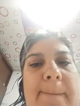 queemking online show from 02/18/26, 08:27