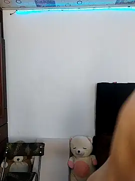 queemking online show from 02/13/26, 07:47