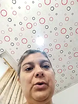 queemking online show from 03/05/26, 09:11