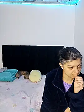 queemking online show from 01/18/26, 01:20