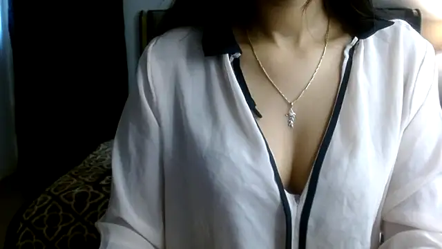 Mini Meera online show from 12/03/25, 08:14