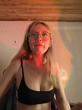 ReenKitty online show from 02/28/26, 04:23