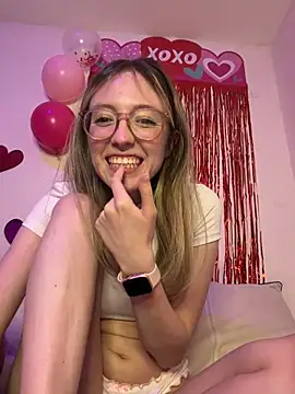 ReenKitty online show from 02/19/26, 04:42