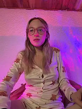 ReenKitty online show from 03/26/26, 05:17