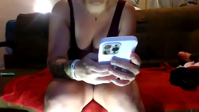 Snapshot of Samanthraxxxx chatting on 05/07/26, 03:33 Samanthraxxxx online show from 05/07/26, 03:33