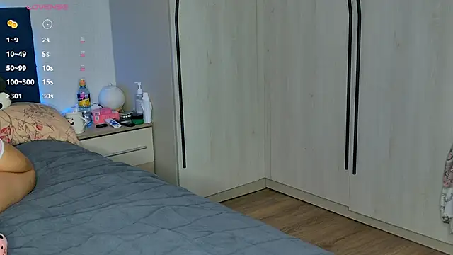 MissEmilyMiller online show from 04/09/26, 06:47