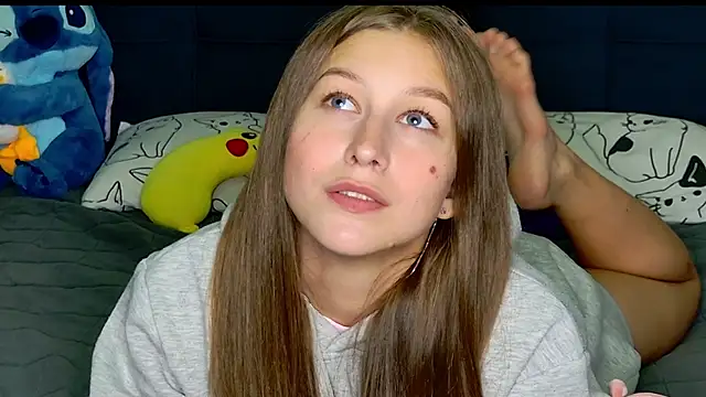 MissEmilyMiller online show from 11/21/25, 05:12