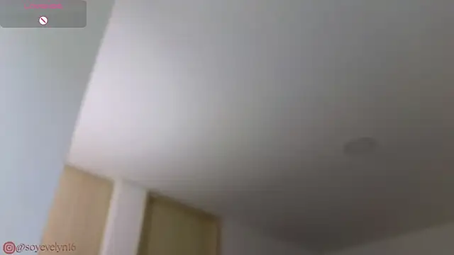 Evelyn  16 online show from 11/11/25, 05:41