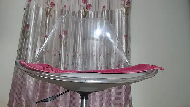 Elisa24 online show from 11/13/25, 10:24