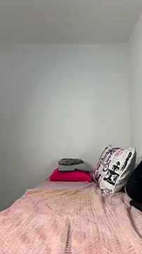 Snapshot of sweet_shadil_ chatting on 10/25/25, 03:12 sweet shadil online show from 10/25/25, 03:12