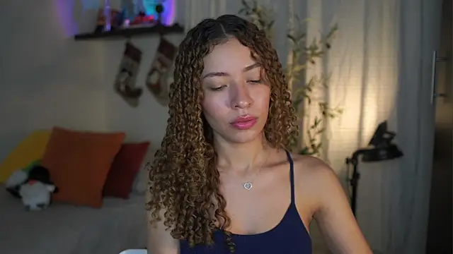 isabella-garcia- online show from 11/20/25, 02:23