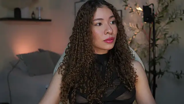 Snapshot of isabella-garcia- chatting on 07/12/26, 01:23 isabella-garcia- online show from 07/12/26, 01:23