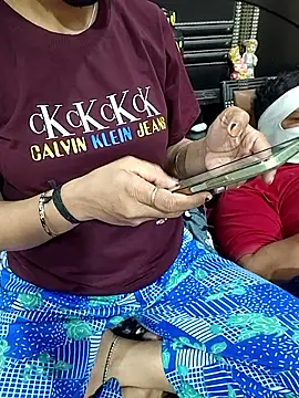 dollysapna1 online show from 02/19/26, 06:49