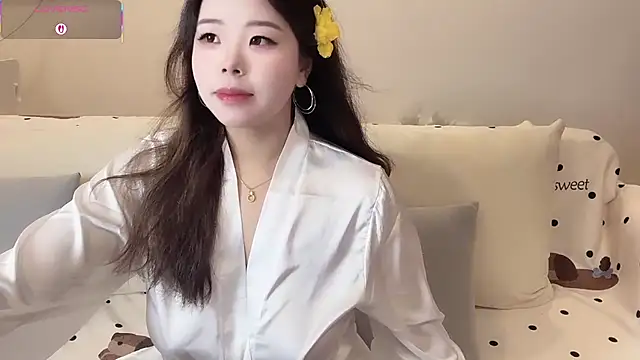 xiaotanbaby online show from 10/12/25, 04:41