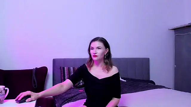 Katherine Twilight online show from 11/06/25, 03:49