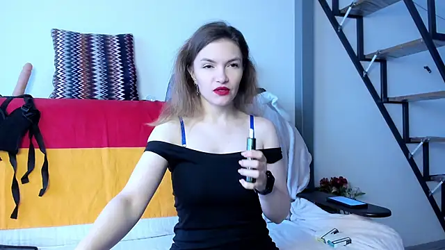 Katherine Twilight online show from 02/02/25, 07:30