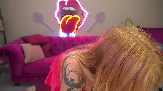 BellaLaPetit online show from 03/13/26, 03:17