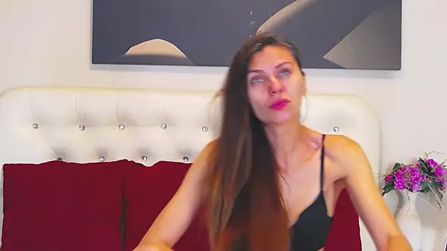 Snapshot of HaileyVixen chatting on 10/24/25, 04:22 HaileyVixen online show from 10/24/25, 04:22