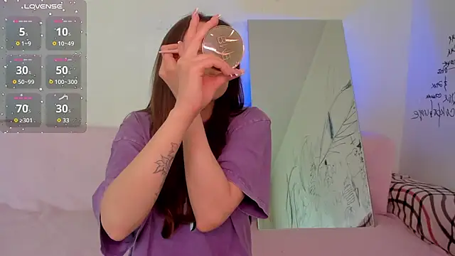 Lil Foxy9 online show from 04/09/26, 05:31
