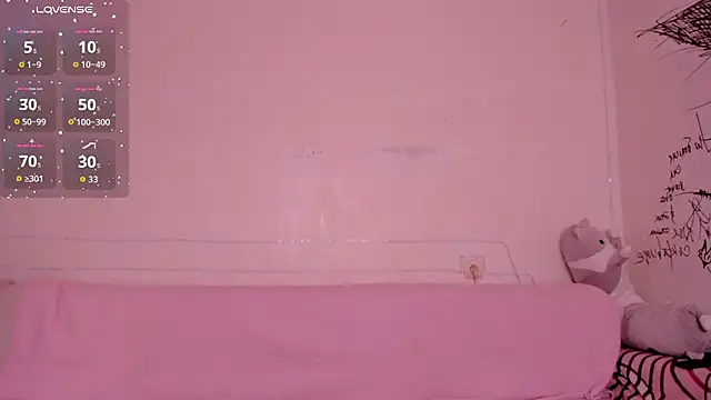 Lil Foxy9 online show from 07/07/26, 03:15