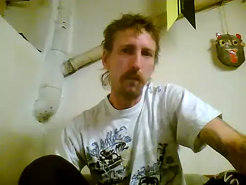 Snapshot of KokosMartin chatting on 09/17/25, 07:38 KokosMartin online show from 09/17/25, 07:38