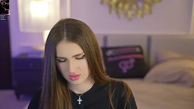 Snapshot of Goldie_Flame chatting on 10/12/25, 11:28 Goldie Flame online show from 10/12/25, 11:28