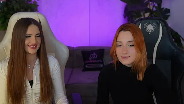 Goldie Flame online show from 11/14/25, 08:23