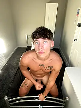 naughtyboy0124 online show from 09/17/25, 03:25